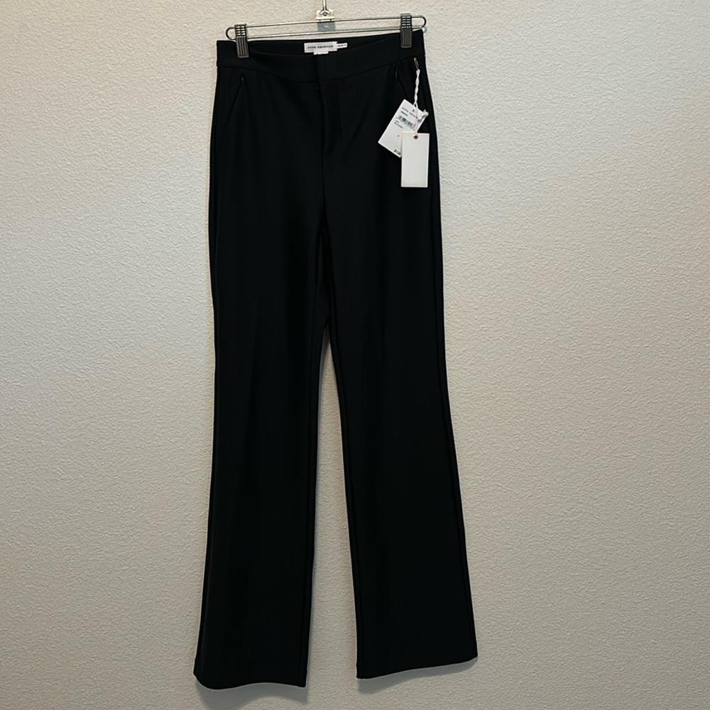 NWT Good American black pants in 0/25